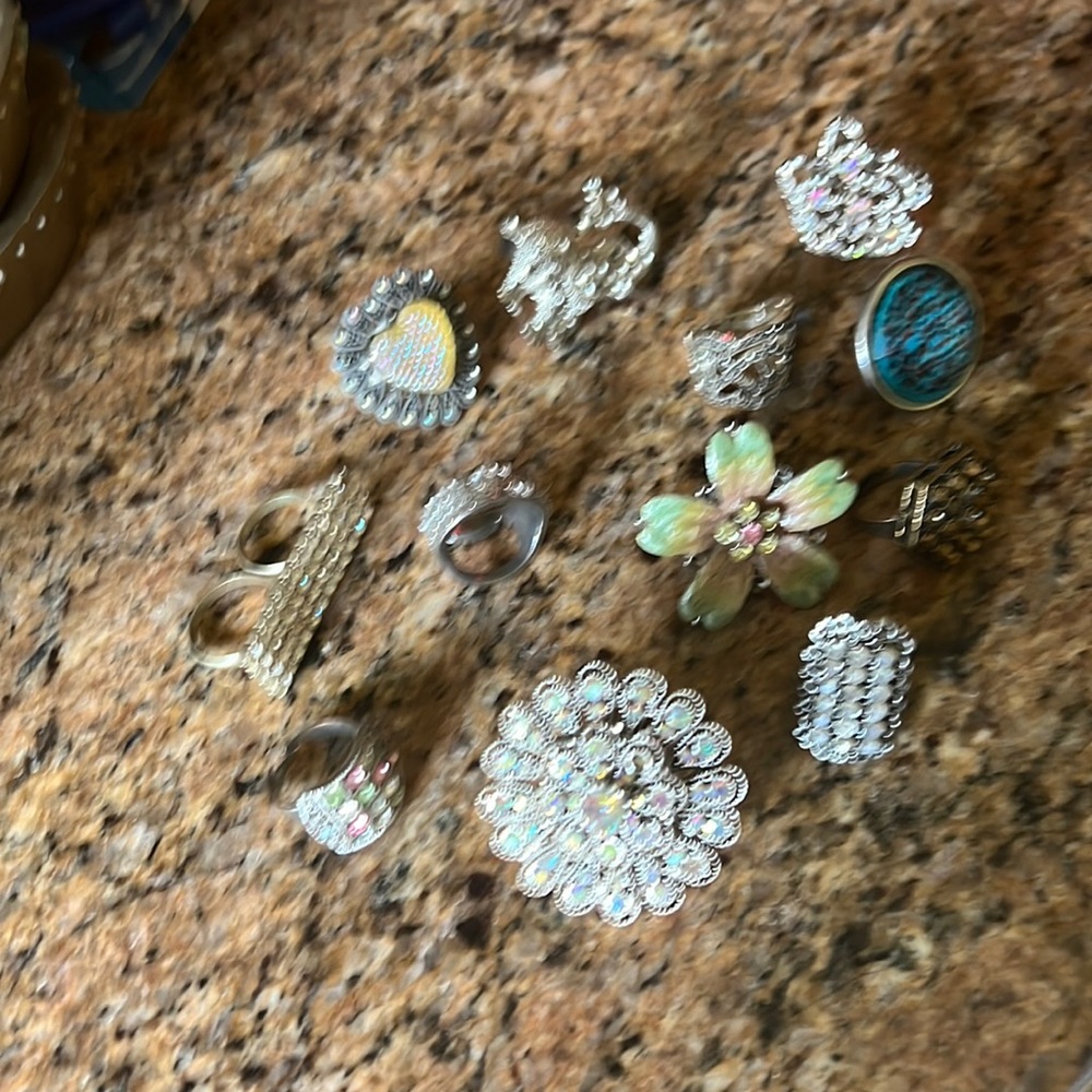 12 rings most are adjustable